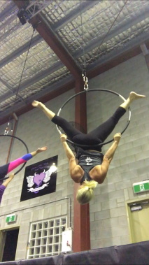 Kaz doing Bird Nest on Lyra